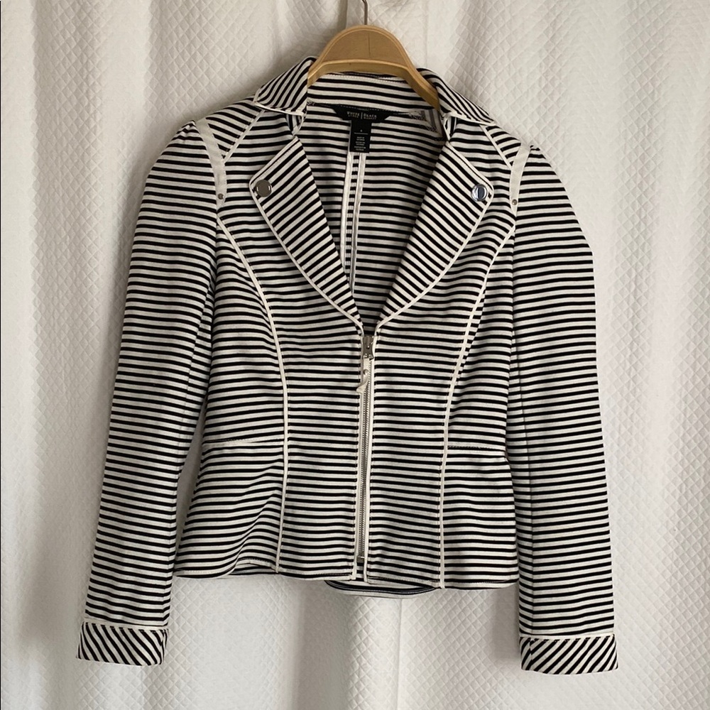 White House Black Market Black and White Striped Blazer Fitted Tailored
